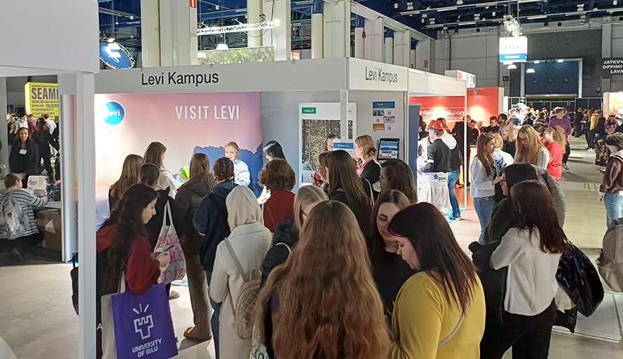 yleiskuvaa messuilta