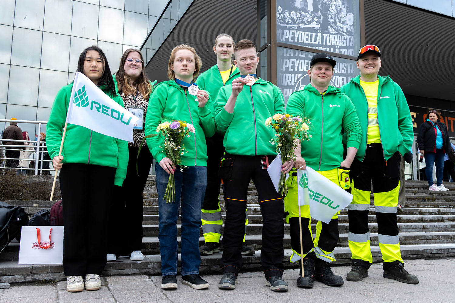 REDUn Taitajakilpailijat yhteiskuvassa.